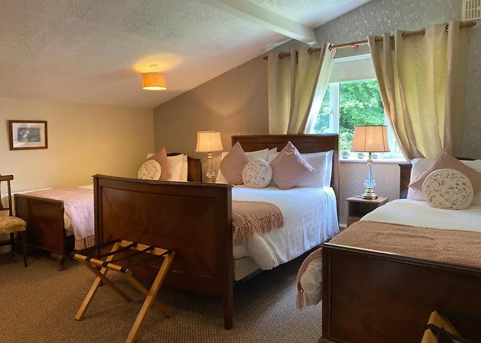 Copperfield House B&B *